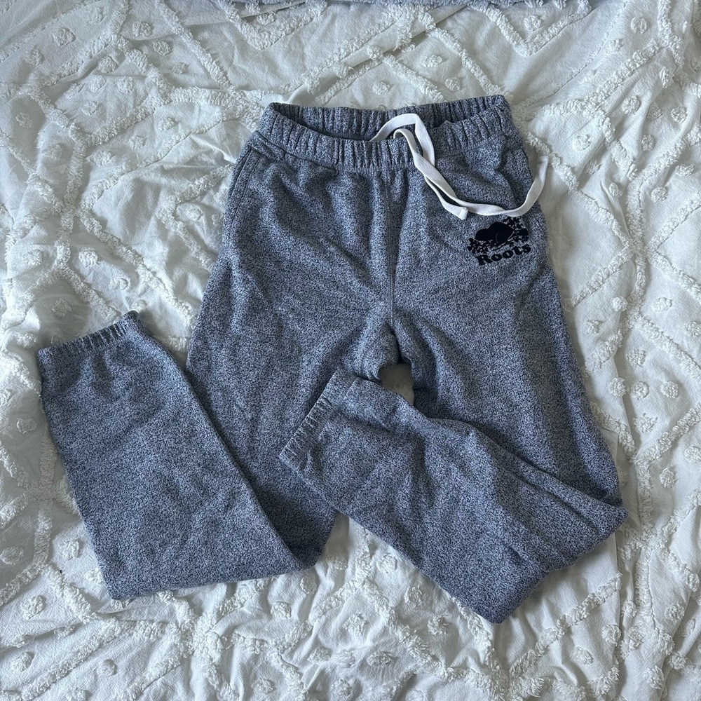 Roots sweats